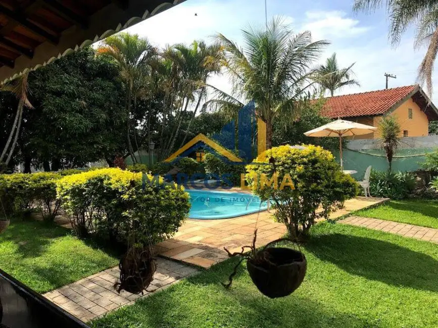 Chácara com 5 quartos à venda, 1200m2 em Atibaia - SP - imagem 3 Foto 3 de Chácara com 5 quartos à venda, 1200m2 em Atibaia - SP