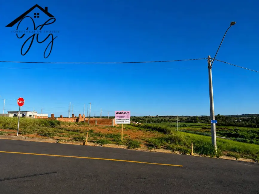 Foto 1 de Terreno / Lote à venda, 200m2 em Sao Pedro - SP