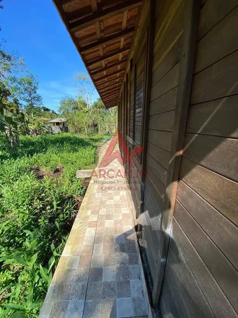 Foto 2 de Casa com 2 quartos à venda, 57m2 em Ubatuba - SP