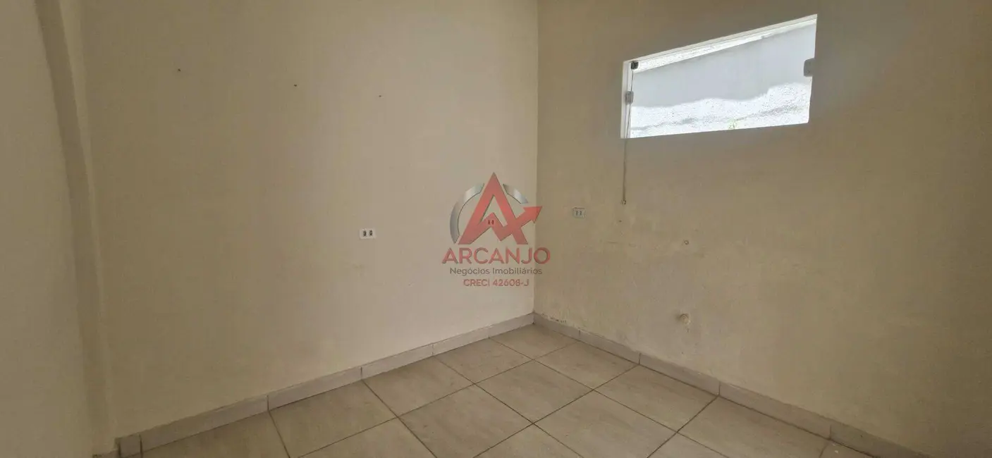 Foto 4 de Sala Comercial com 4 quartos para alugar, 80m2 em Centro, Ubatuba - SP