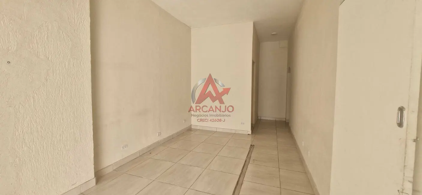 Foto 2 de Sala Comercial com 4 quartos para alugar, 80m2 em Centro, Ubatuba - SP