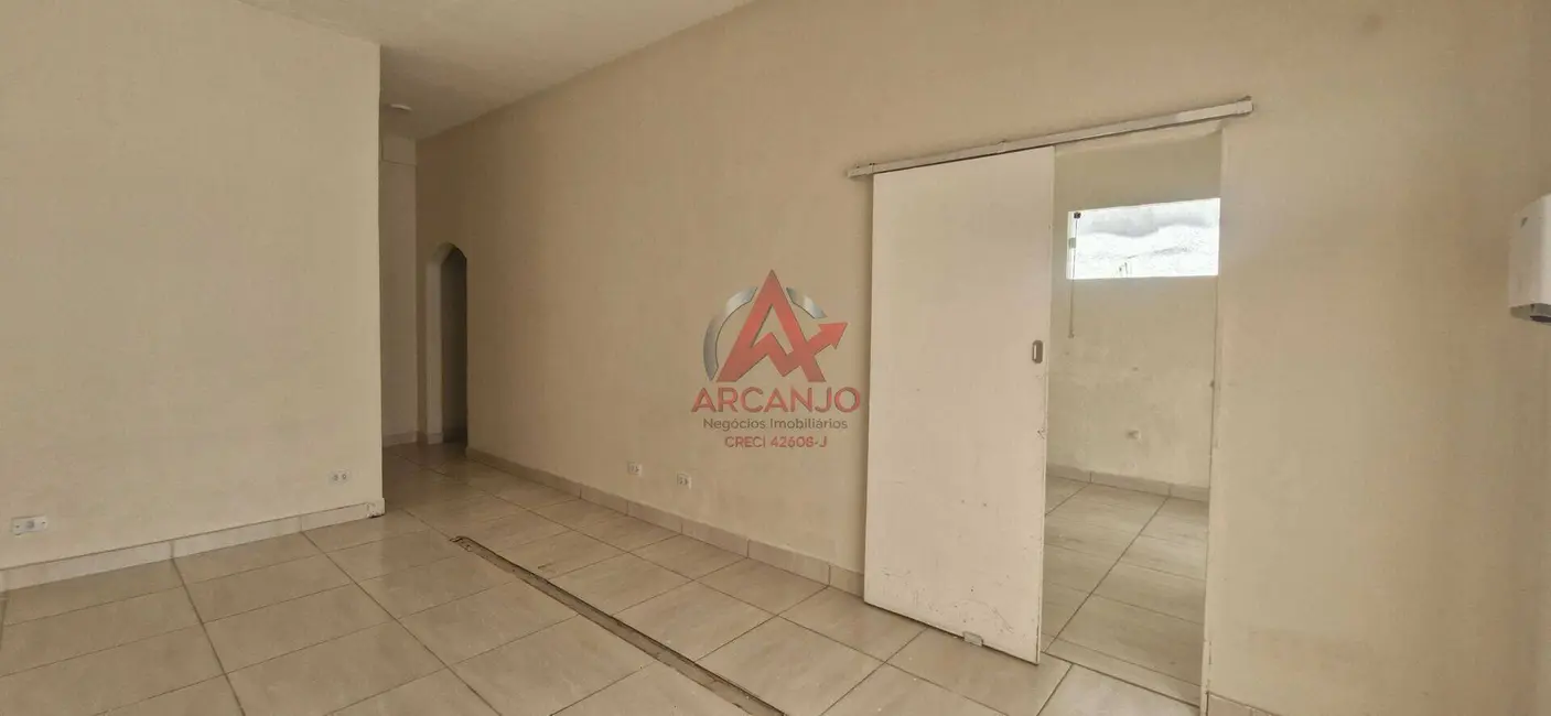Foto 7 de Sala Comercial com 4 quartos para alugar, 80m2 em Centro, Ubatuba - SP
