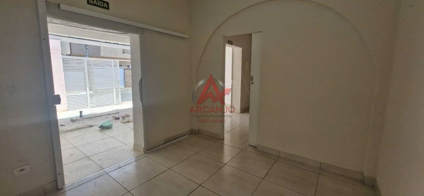 Foto 5 de Sala Comercial com 4 quartos para alugar, 80m2 em Centro, Ubatuba - SP