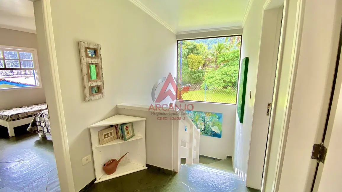 Foto 8 de Casa com 8 quartos à venda, 800m2 em Ubatuba - SP