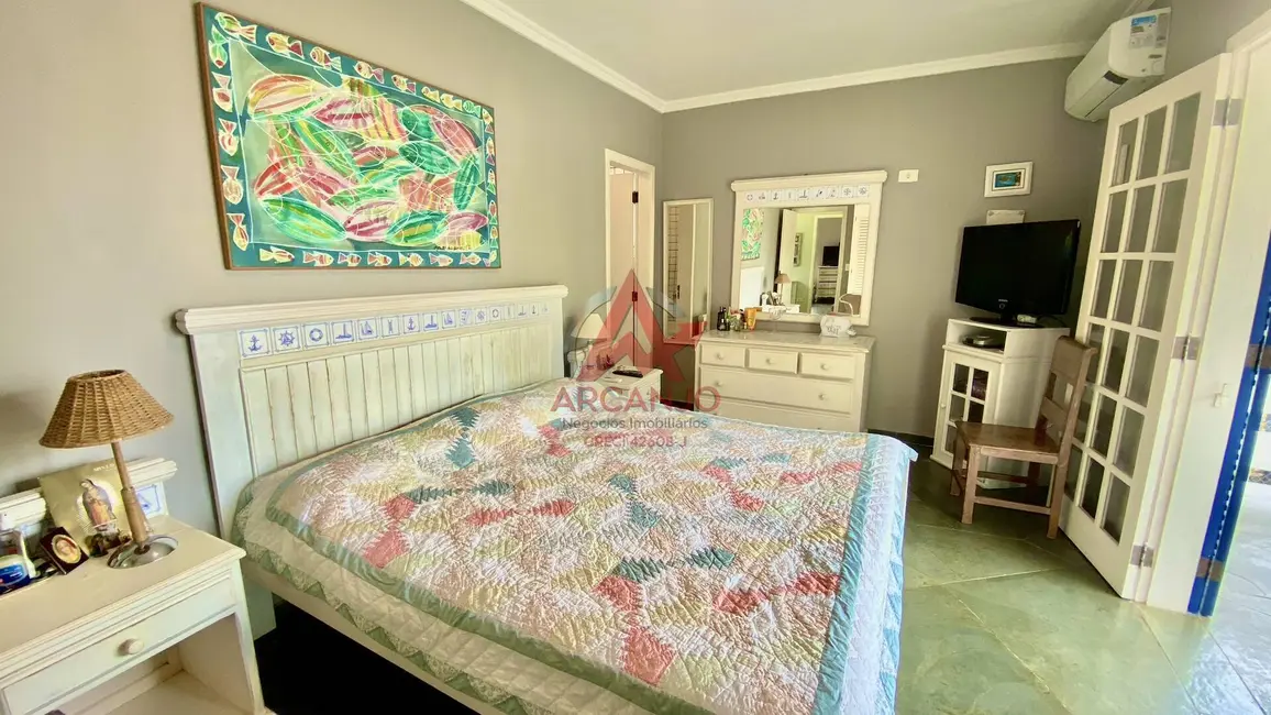 Foto 5 de Casa com 8 quartos à venda, 800m2 em Ubatuba - SP