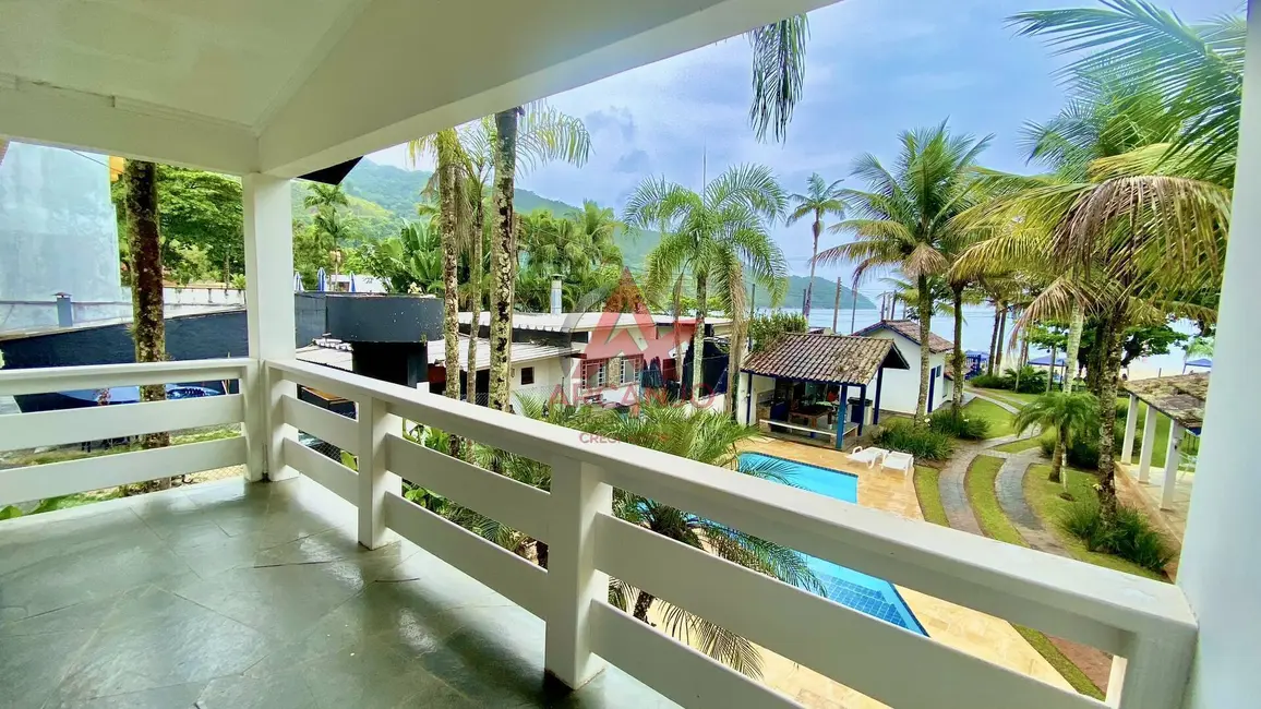 Foto 7 de Casa com 8 quartos à venda, 800m2 em Ubatuba - SP