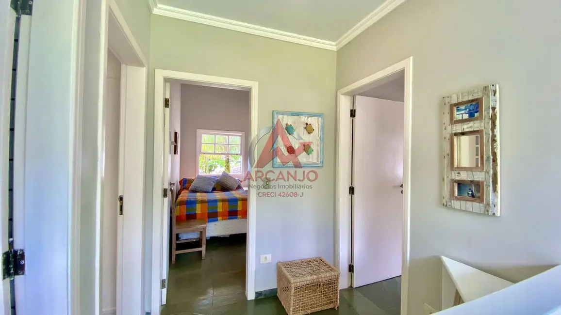 Foto 9 de Casa com 8 quartos à venda, 800m2 em Ubatuba - SP