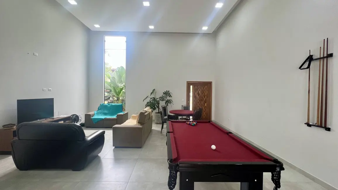 Casa com 4 quartos à venda, 450m2 em Ubatuba - SP - imagem 5 Foto 5 de Casa com 4 quartos à venda, 450m2 em Ubatuba - SP