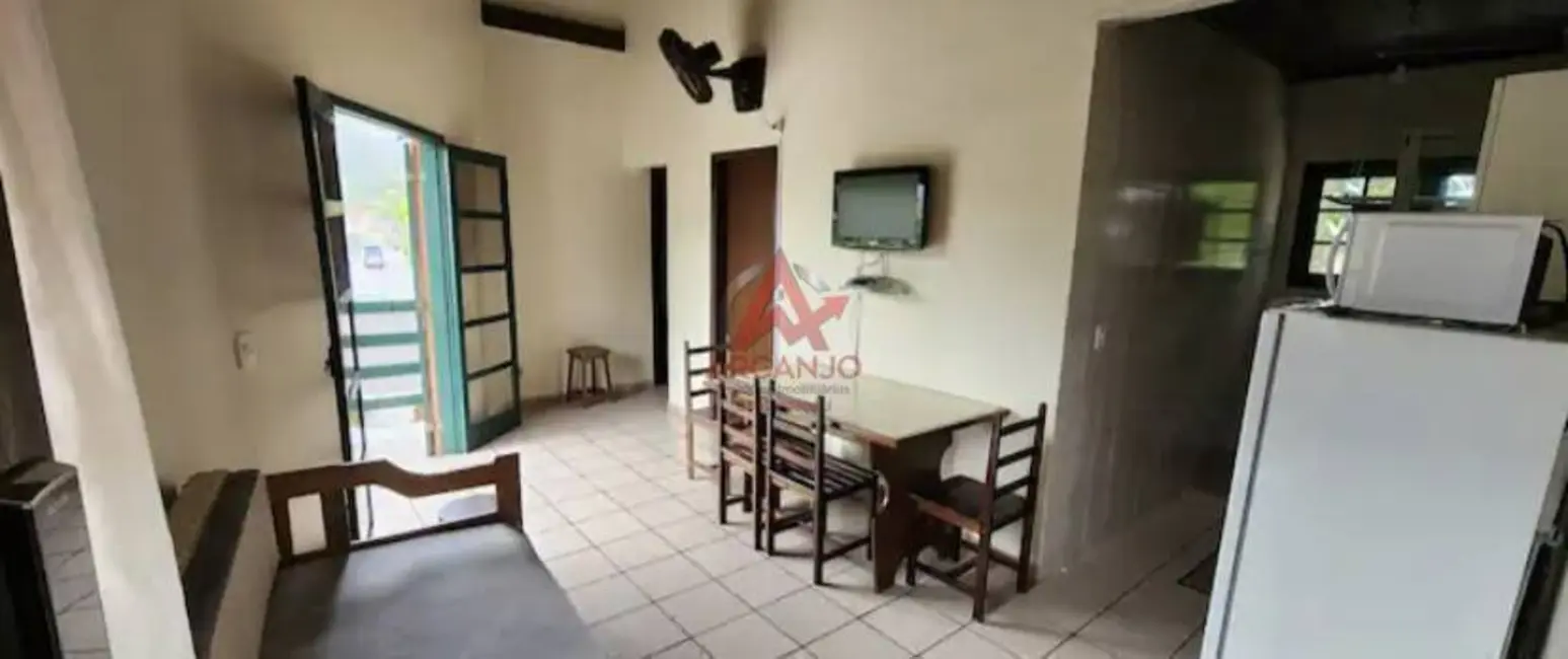 Foto 9 de Apartamento com 5 quartos à venda, 236m2 em Ubatuba - SP