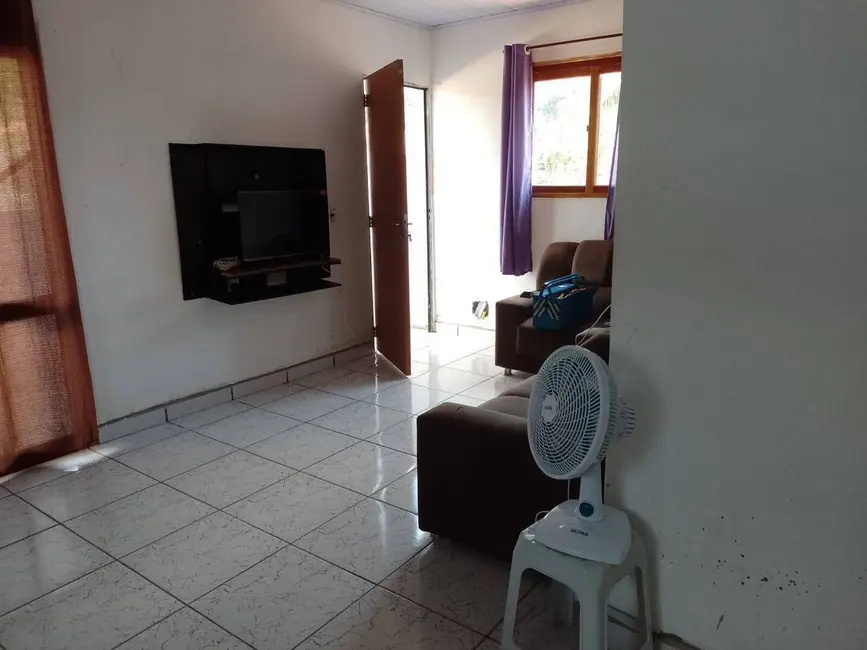 Casa com 8 quartos à venda, 320m2 em Ubatuba - SP - imagem 8 Foto 8 de Casa com 8 quartos à venda, 320m2 em Ubatuba - SP