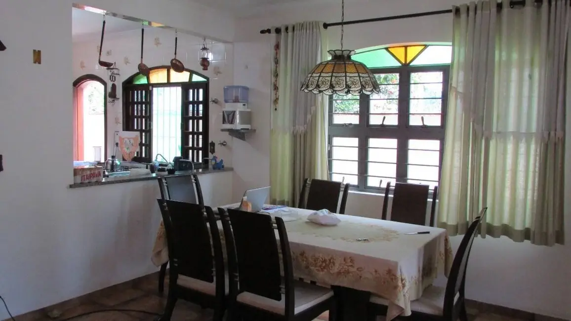Casa com 8 quartos à venda, 320m2 em Ubatuba - SP - imagem 5 Foto 5 de Casa com 8 quartos à venda, 320m2 em Ubatuba - SP