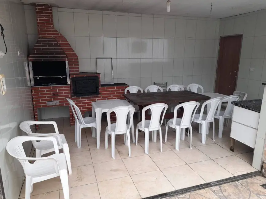 Casa com 8 quartos à venda, 320m2 em Ubatuba - SP - imagem 3 Foto 3 de Casa com 8 quartos à venda, 320m2 em Ubatuba - SP