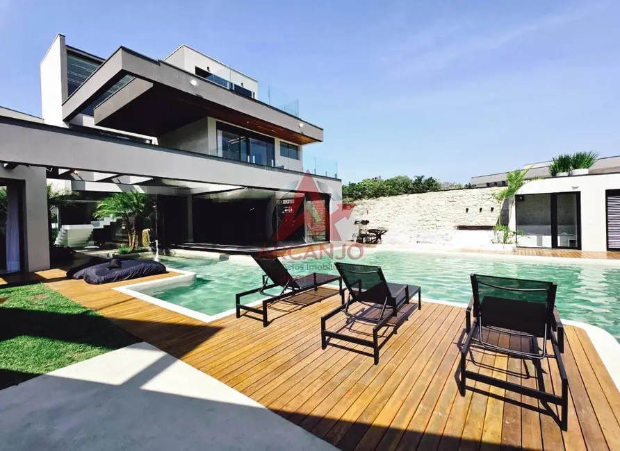 Casa com 7 quartos à venda, 1208m2 em Riviera de São Lourenço, Bertioga - SP - imagem 2 Foto 2 de Casa com 7 quartos à venda, 1208m2 em Riviera de São Lourenço, Bertioga - SP