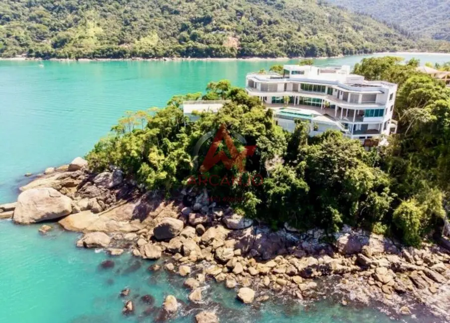 Casa com 10 quartos para alugar, 2560m2 em Ubatuba - SP - imagem 5 Foto 5 de Casa com 10 quartos para alugar, 2560m2 em Ubatuba - SP