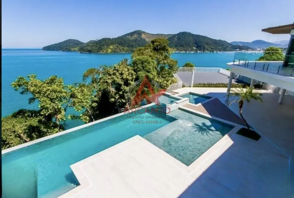 Casa com 10 quartos para alugar, 2560m2 em Ubatuba - SP - imagem 1 Foto 1 de Casa com 10 quartos para alugar, 2560m2 em Ubatuba - SP