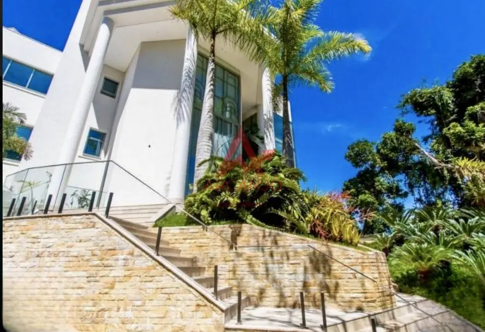 Casa com 10 quartos para alugar, 2560m2 em Ubatuba - SP - imagem 8 Foto 8 de Casa com 10 quartos para alugar, 2560m2 em Ubatuba - SP