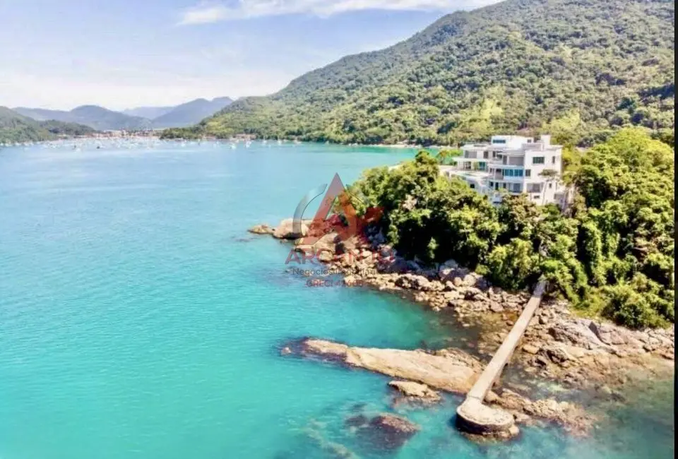Casa com 10 quartos para alugar, 2560m2 em Ubatuba - SP - imagem 6 Foto 6 de Casa com 10 quartos para alugar, 2560m2 em Ubatuba - SP