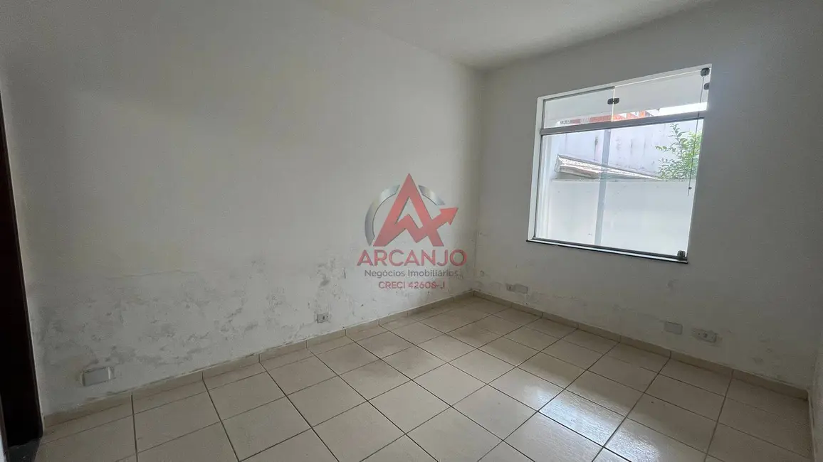 Sala Comercial para alugar, 320m2 em Centro, Ubatuba - SP - imagem 7 Foto 7 de Sala Comercial para alugar, 320m2 em Centro, Ubatuba - SP