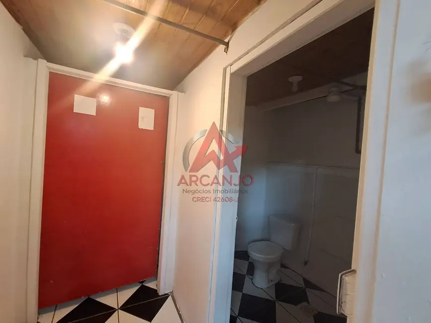 Sala Comercial para alugar em Centro, Ubatuba - SP - imagem 6 Foto 6 de Sala Comercial para alugar em Centro, Ubatuba - SP