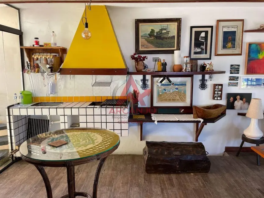 Foto 5 de Casa com 4 quartos à venda, 280m2 em Ubatuba - SP