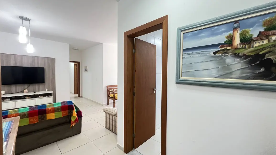 Foto 4 de Apartamento com 3 quartos para alugar, 100m2 em Centro, Ubatuba - SP