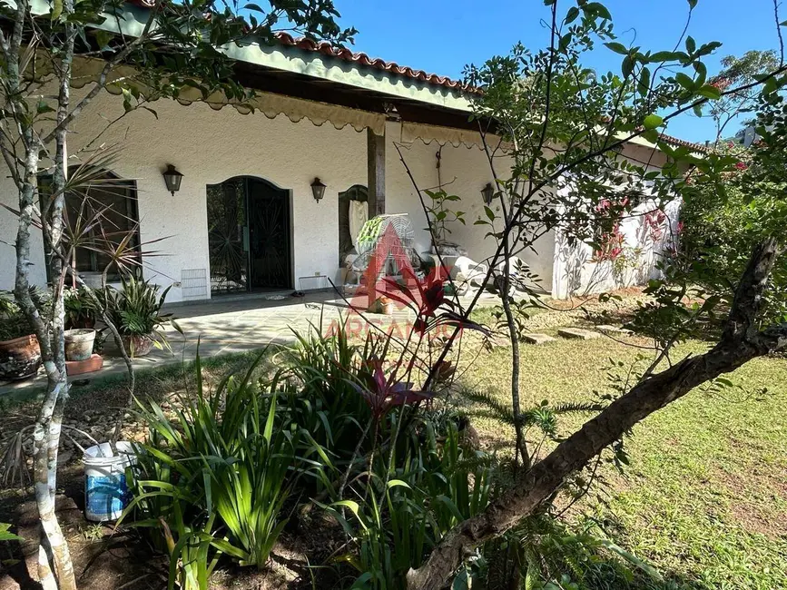 Foto 1 de Casa com 4 quartos à venda, 229m2 em Ubatuba - SP