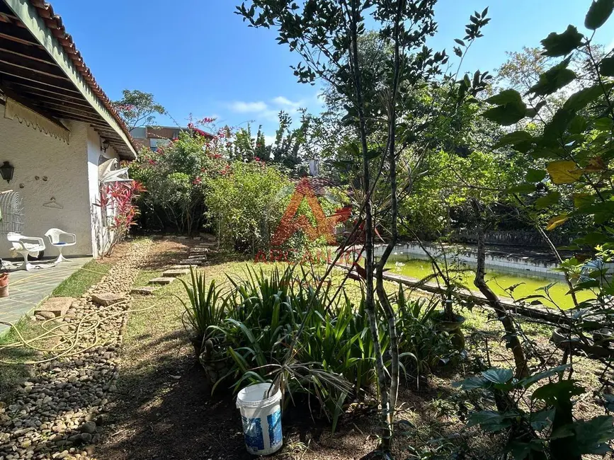Foto 5 de Casa com 4 quartos à venda, 229m2 em Ubatuba - SP