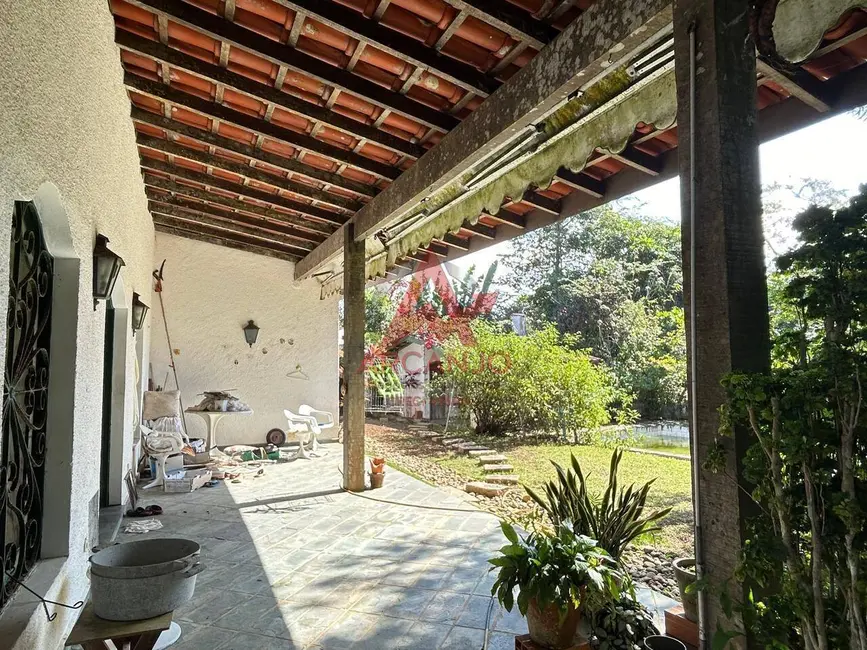 Foto 3 de Casa com 4 quartos à venda, 229m2 em Ubatuba - SP