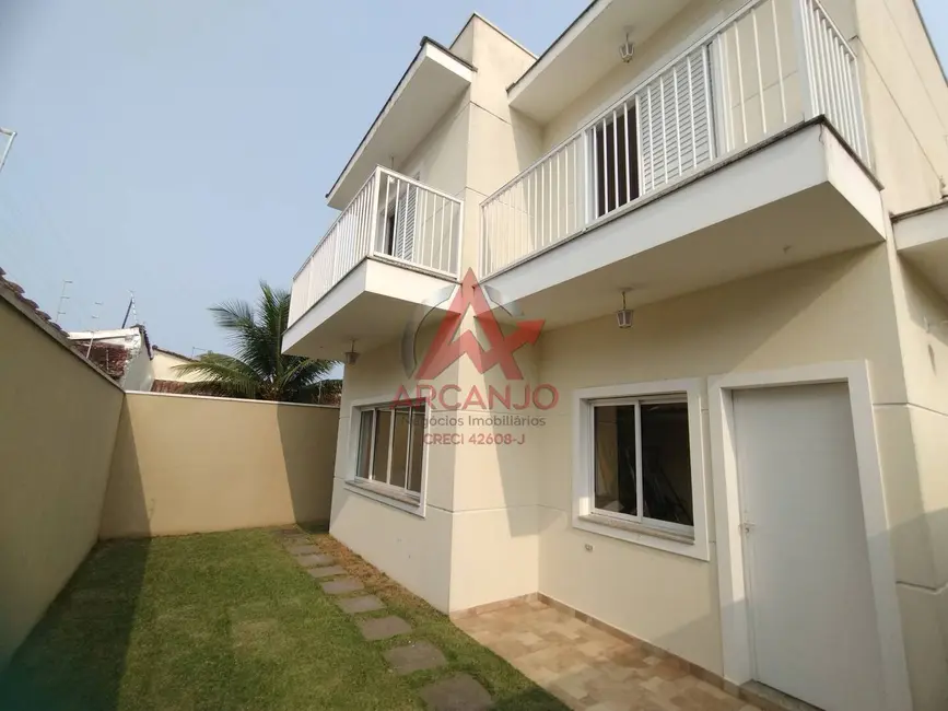 Casa com 4 quartos à venda, 180m2 em Ubatuba - SP - imagem 2 Foto 2 de Casa com 4 quartos à venda, 180m2 em Ubatuba - SP