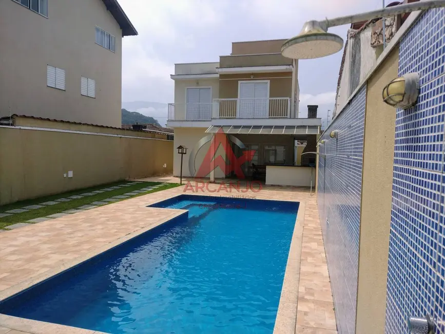 Casa com 4 quartos à venda, 180m2 em Ubatuba - SP - imagem 1 Foto 1 de Casa com 4 quartos à venda, 180m2 em Ubatuba - SP