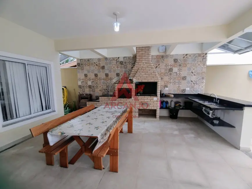 Casa com 4 quartos à venda, 180m2 em Ubatuba - SP - imagem 7 Foto 7 de Casa com 4 quartos à venda, 180m2 em Ubatuba - SP