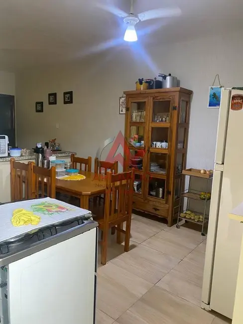 Casa com 2 quartos à venda em Ubatuba - SP - imagem 6 Foto 6 de Casa com 2 quartos à venda em Ubatuba - SP