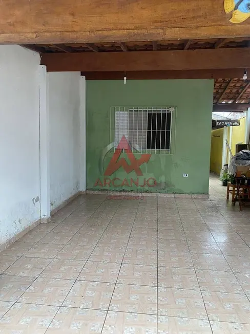 Casa com 2 quartos à venda em Ubatuba - SP - imagem 2 Foto 2 de Casa com 2 quartos à venda em Ubatuba - SP