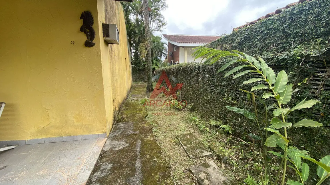 Foto 7 de Casa com 4 quartos à venda, 200m2 em Ubatuba - SP