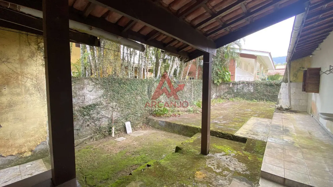 Foto 8 de Casa com 4 quartos à venda, 200m2 em Ubatuba - SP