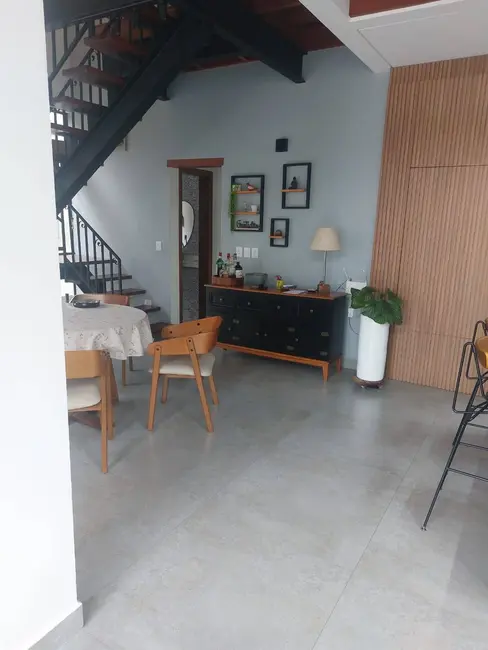 Foto 7 de Casa com 4 quartos à venda, 206m2 em Ubatuba - SP