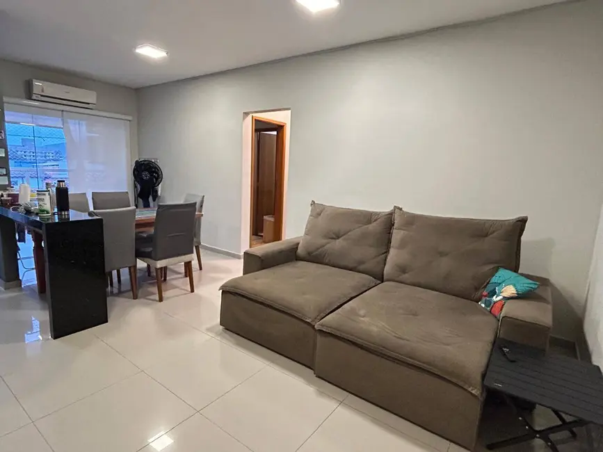 Foto 1 de Apartamento com 2 quartos à venda, 74m2 em Ubatuba - SP
