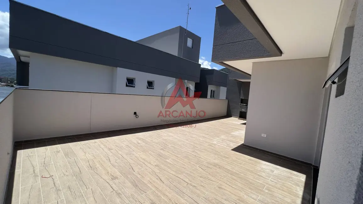 Cobertura com 3 quartos para alugar, 140m2 em Centro, Ubatuba - SP - imagem 4 Foto 4 de Cobertura com 3 quartos para alugar, 140m2 em Centro, Ubatuba - SP