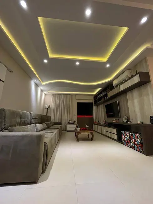 Foto 5 de Cobertura com 4 quartos para alugar, 306m2 em Centro, Ubatuba - SP