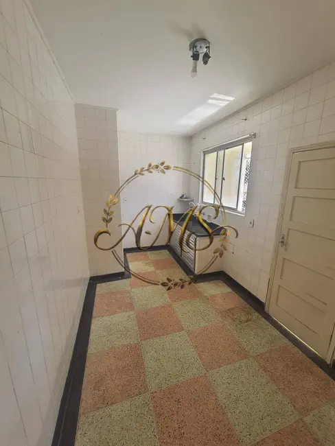 Apartamento com 2 quartos para alugar, 60m2 em Paquetá, Santos - SP - imagem 9 Foto 9 de Apartamento com 2 quartos para alugar, 60m2 em Paquetá, Santos - SP
