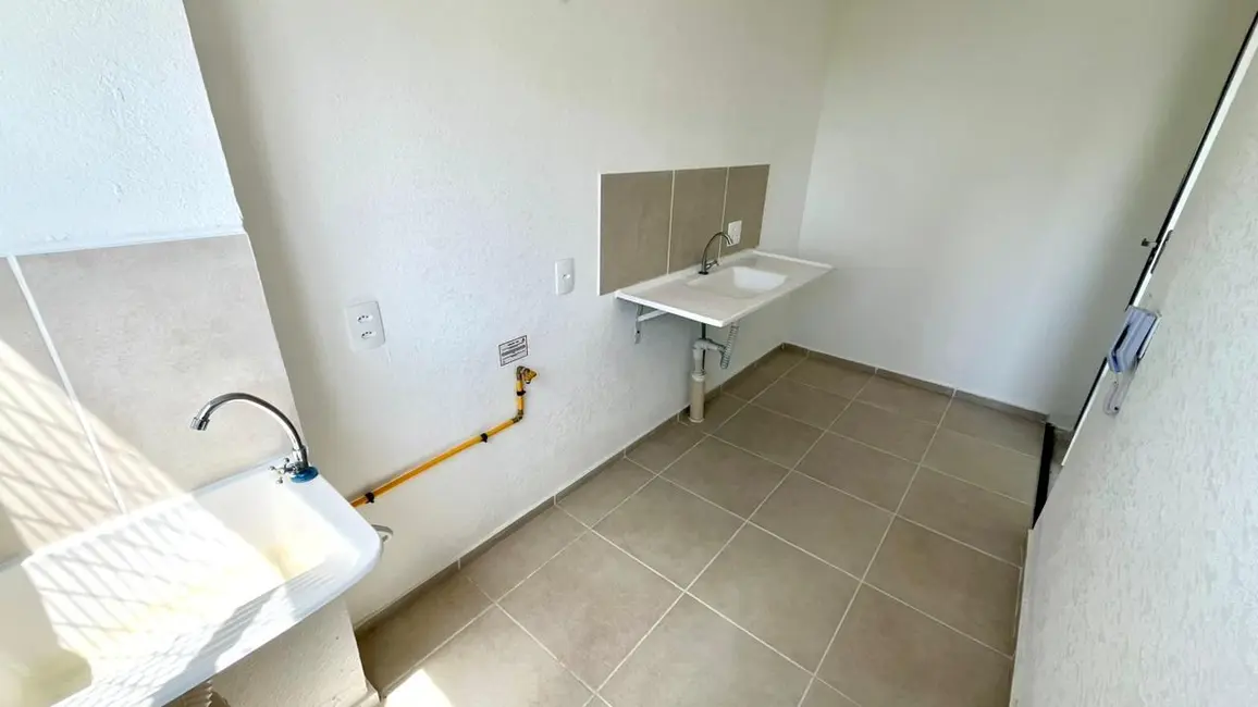 Apartamento com 2 quartos à venda, 39m2 em Imbuí, Salvador - BA - imagem 3 Foto 3 de Apartamento com 2 quartos à venda, 39m2 em Imbuí, Salvador - BA