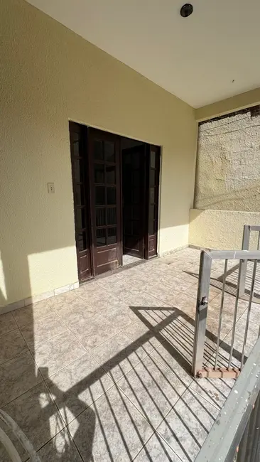 Casa com 3 quartos à venda e para alugar, 120m2 em Itapuã, Salvador - BA - imagem 8 Foto 8 de Casa com 3 quartos à venda e para alugar, 120m2 em Itapuã, Salvador - BA