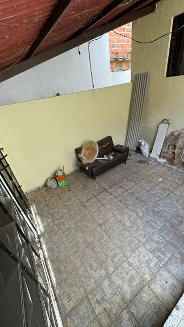 Casa com 3 quartos à venda e para alugar, 120m2 em Itapuã, Salvador - BA - imagem 3 Foto 3 de Casa com 3 quartos à venda e para alugar, 120m2 em Itapuã, Salvador - BA
