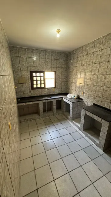 Casa com 3 quartos à venda e para alugar, 120m2 em Itapuã, Salvador - BA - imagem 2 Foto 2 de Casa com 3 quartos à venda e para alugar, 120m2 em Itapuã, Salvador - BA