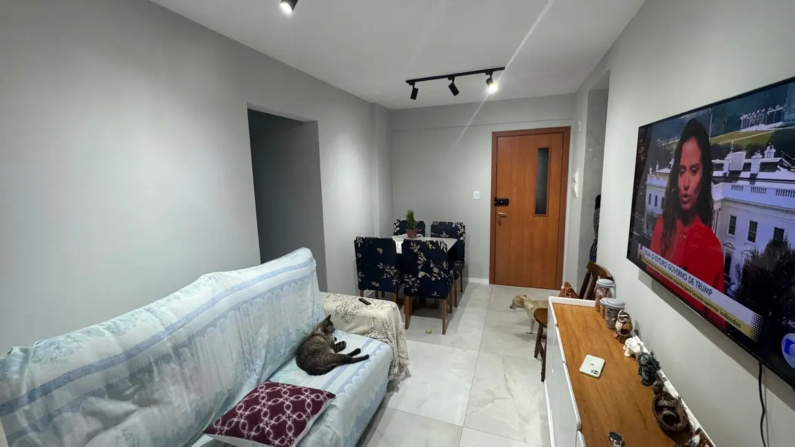 Foto 4 de Apartamento com 2 quartos à venda, 57m2 em Itapuã, Salvador - BA