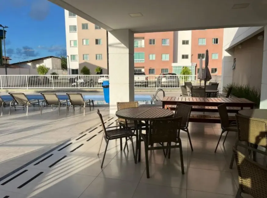 Foto 2 de Apartamento com 2 quartos à venda, 57m2 em Itapuã, Salvador - BA