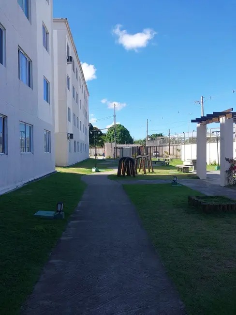 Foto 4 de Apartamento com 2 quartos à venda, 41m2 em Camacari - BA