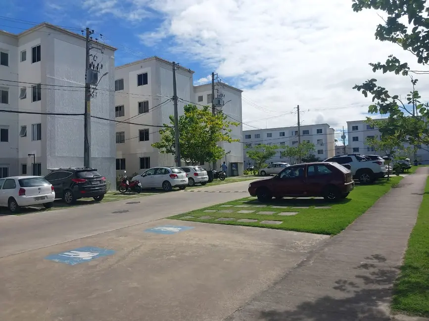 Foto 5 de Apartamento com 2 quartos à venda, 41m2 em Camacari - BA
