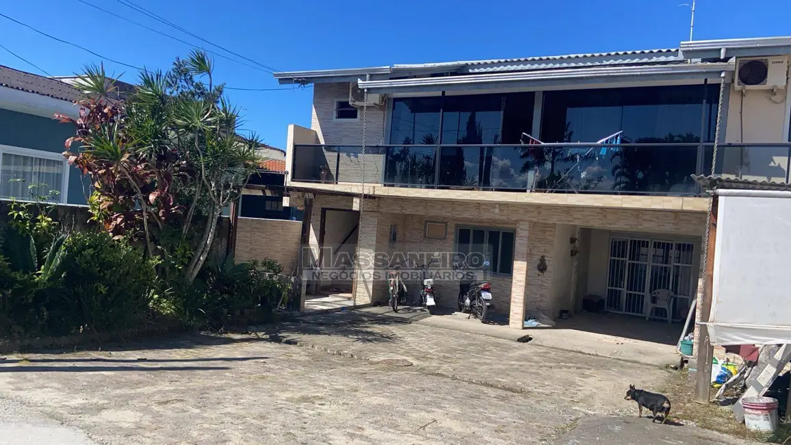 Foto 2 de Casa com 4 quartos à venda, 276m2 em Centro, Balneario Barra Do Sul - SC
