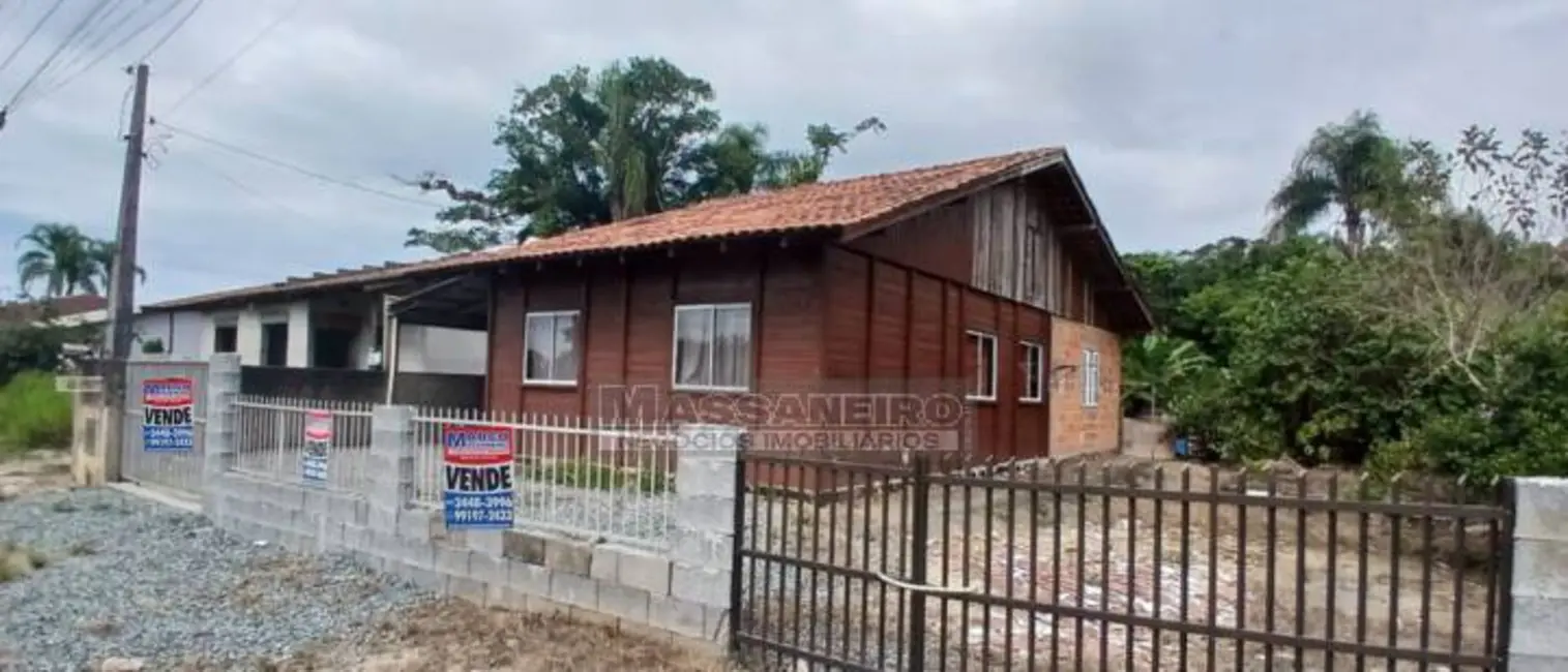 Foto 5 de Casa com 3 quartos à venda, 50m2 em Balneario Barra Do Sul - SC
